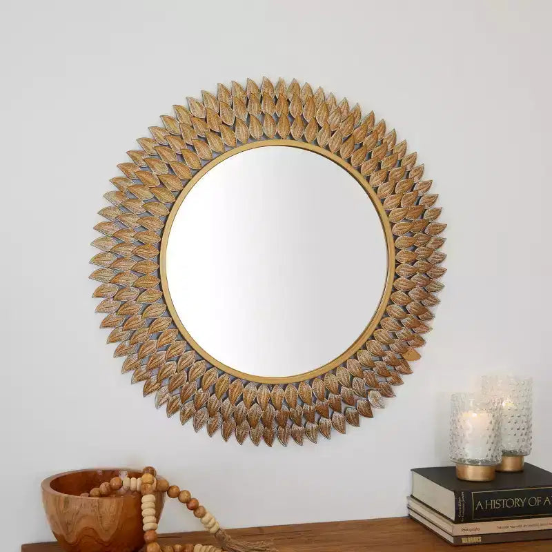 Specchio da Parete Radiale a Foglia Metallica 81x81 cm Oro - Cornice in Ferro, Nessun Montaggio Richiesto