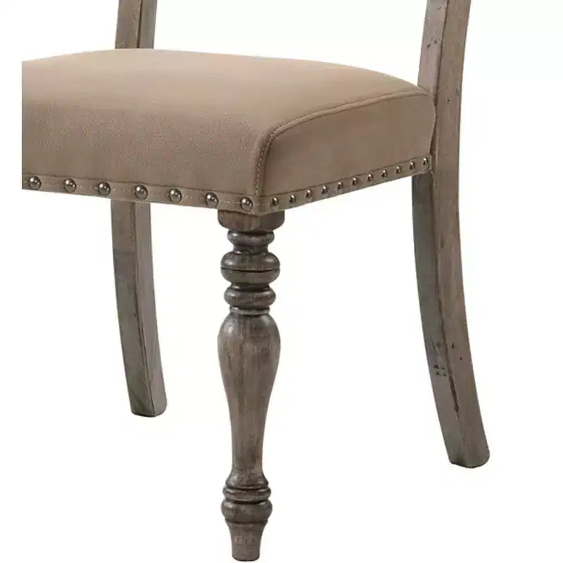 Sedia da pranzo Birmingham Script con stampa e finitura Driftwood con borchie, set da 2