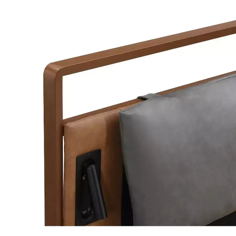 Struttura letto a piattaforma in legno Full/Queen/King Size con testiera imbottita in PU e 2 luci notturne, Marrone+Grigio